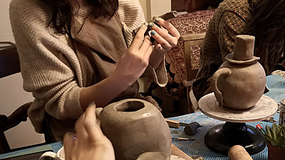 Mad Potters Tea Party guests make teapots